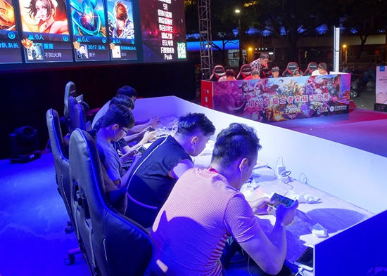 Pimp锐评BLAST秋决：G2个人实力雄厚 NAVI仍是Top1战队