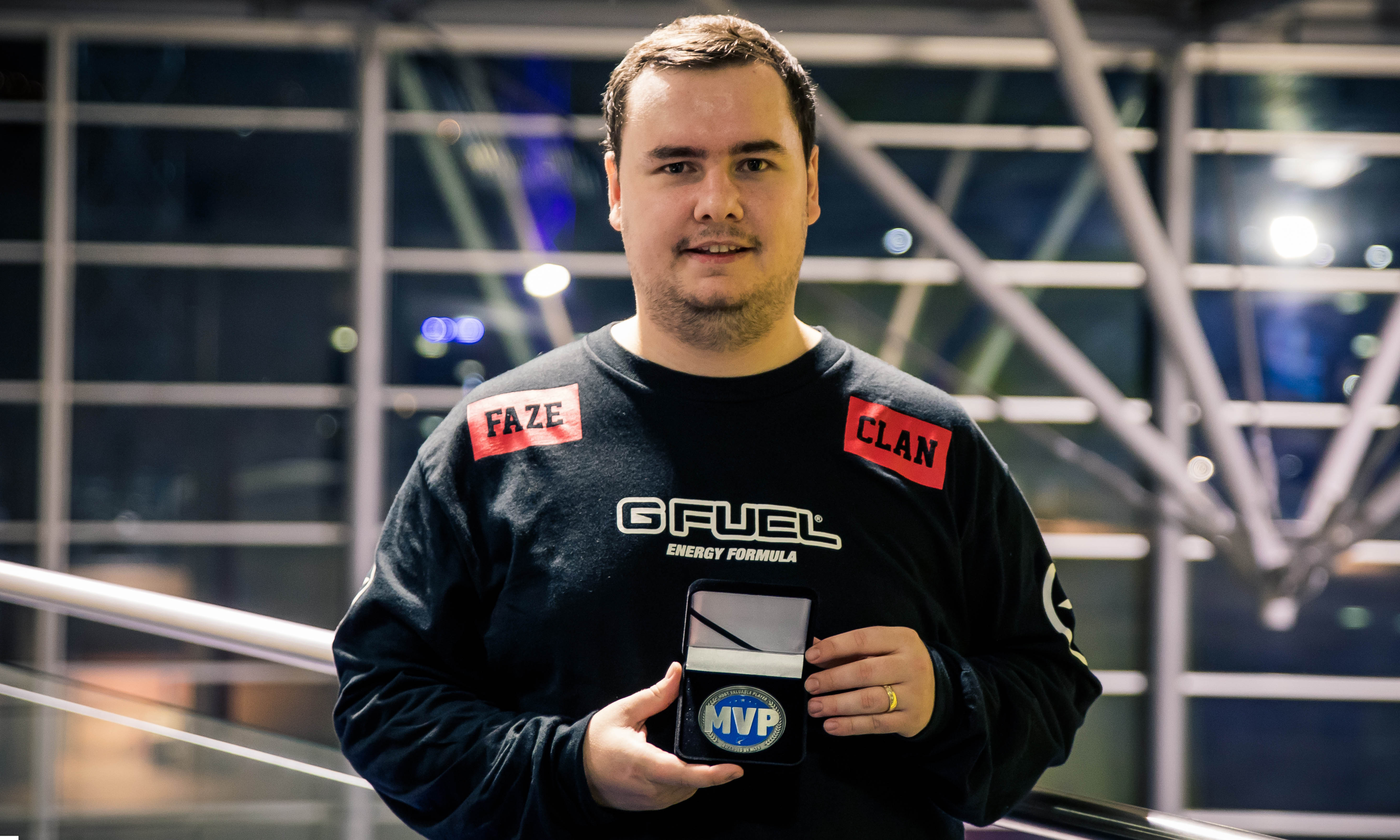 IEM墨尔本2025半决赛：最佳比赛、击杀、评论、表情包、网红反应